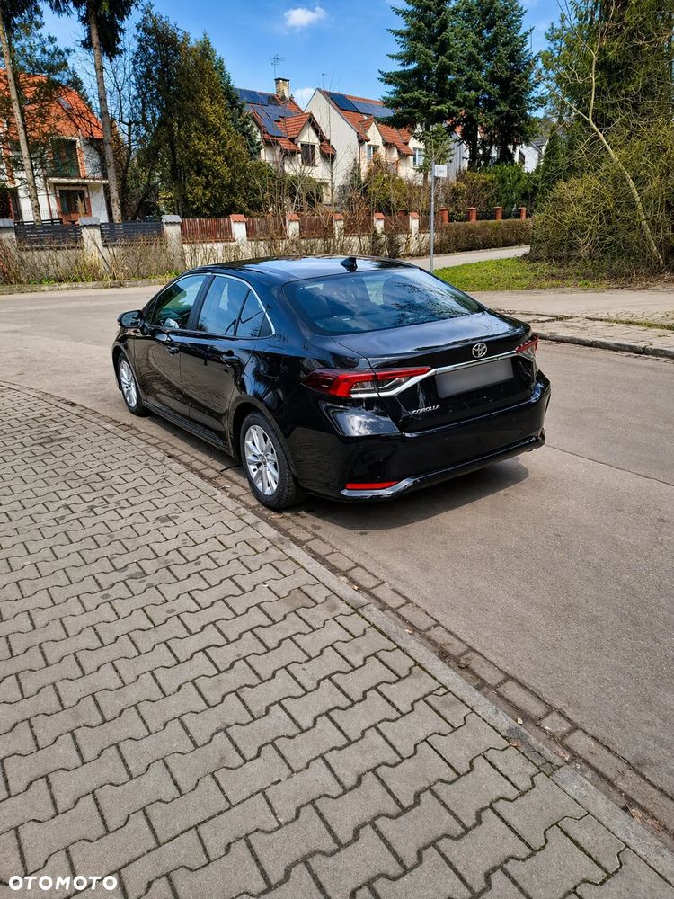 Toyota Corolla - 4