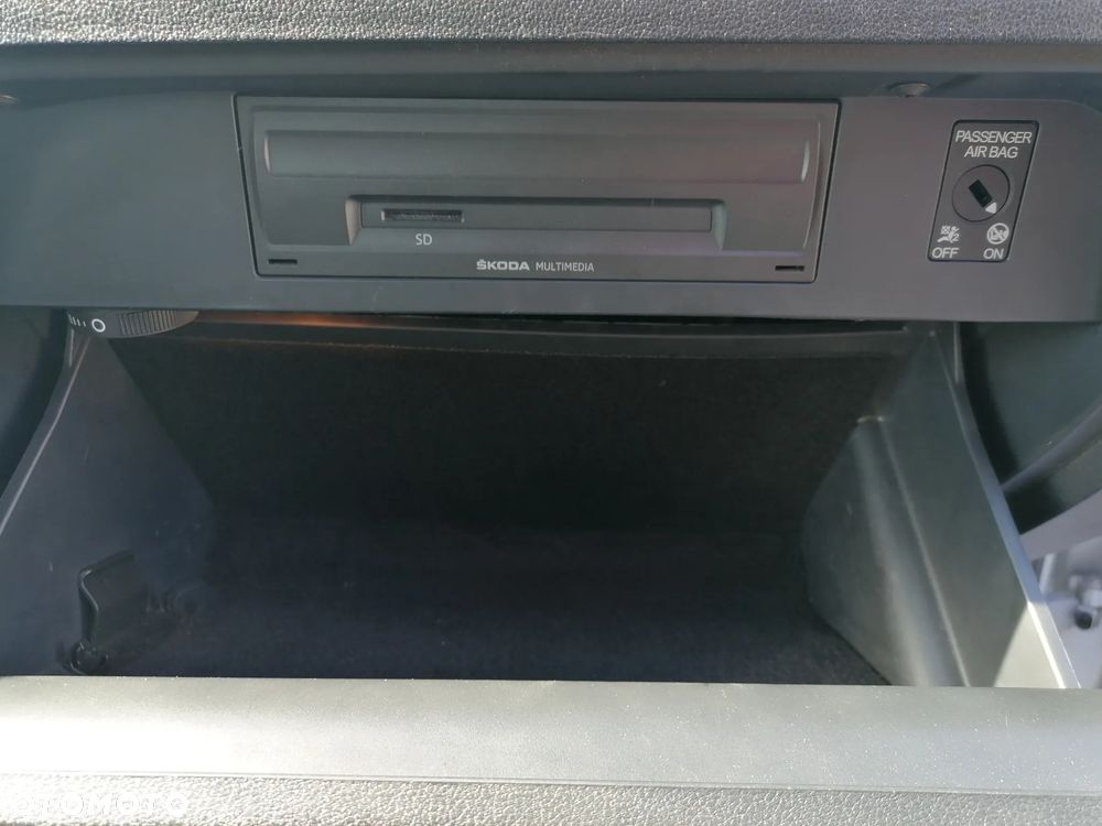 Skoda Octavia 1.8 TSI Style DSG - 22