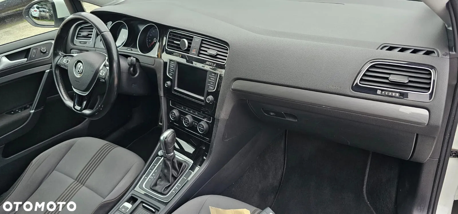 Volkswagen Golf Variant 1.6 TDI BlueMotion Technology DSG Allstar - 13