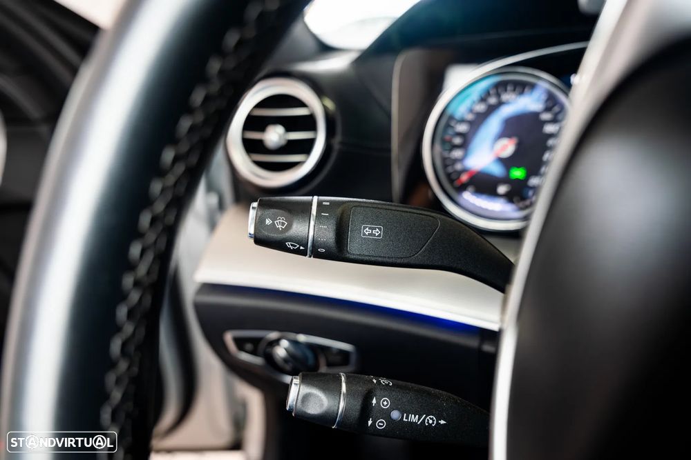 Mercedes-Benz E 220 d AMG Line - 17