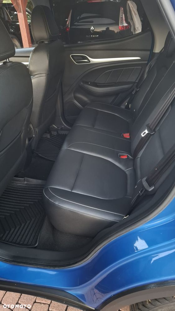 MG ZS - 15
