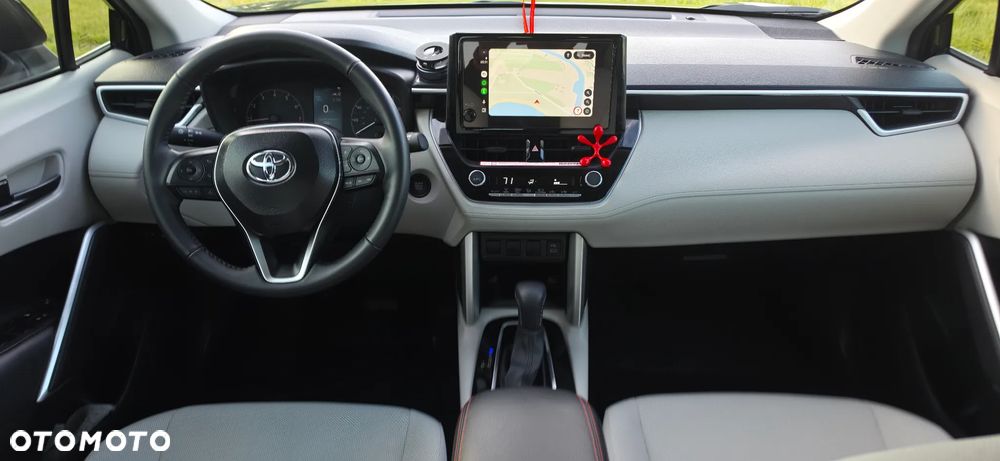 Toyota Corolla Cross - 18