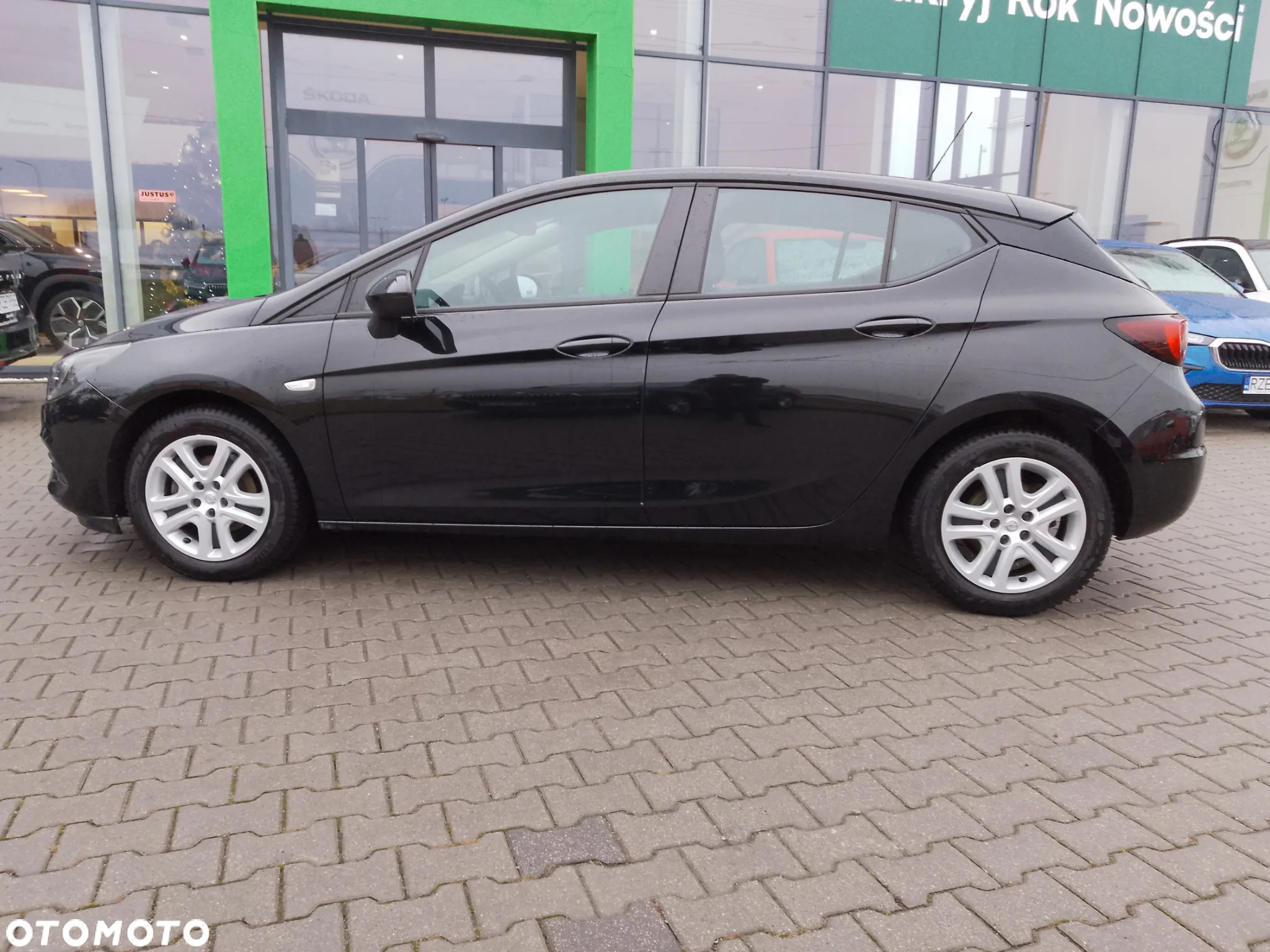 Opel Astra V 1.2 T Edition S&S - 5