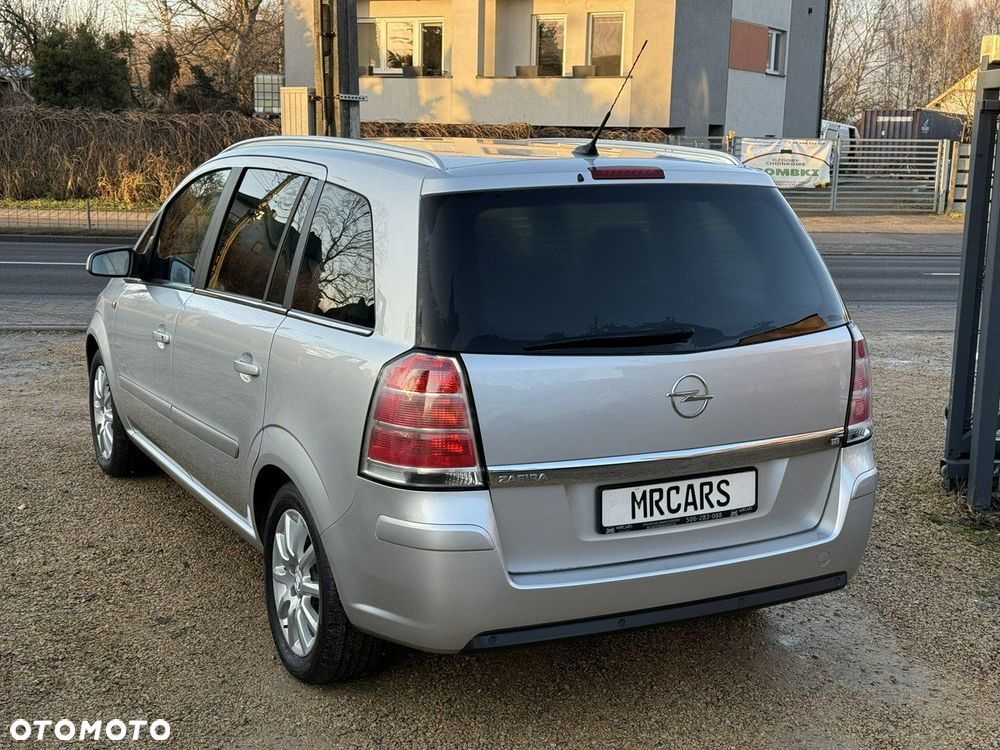 Opel Zafira - 8
