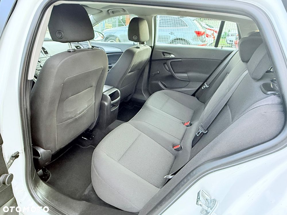 Opel Insignia - 13