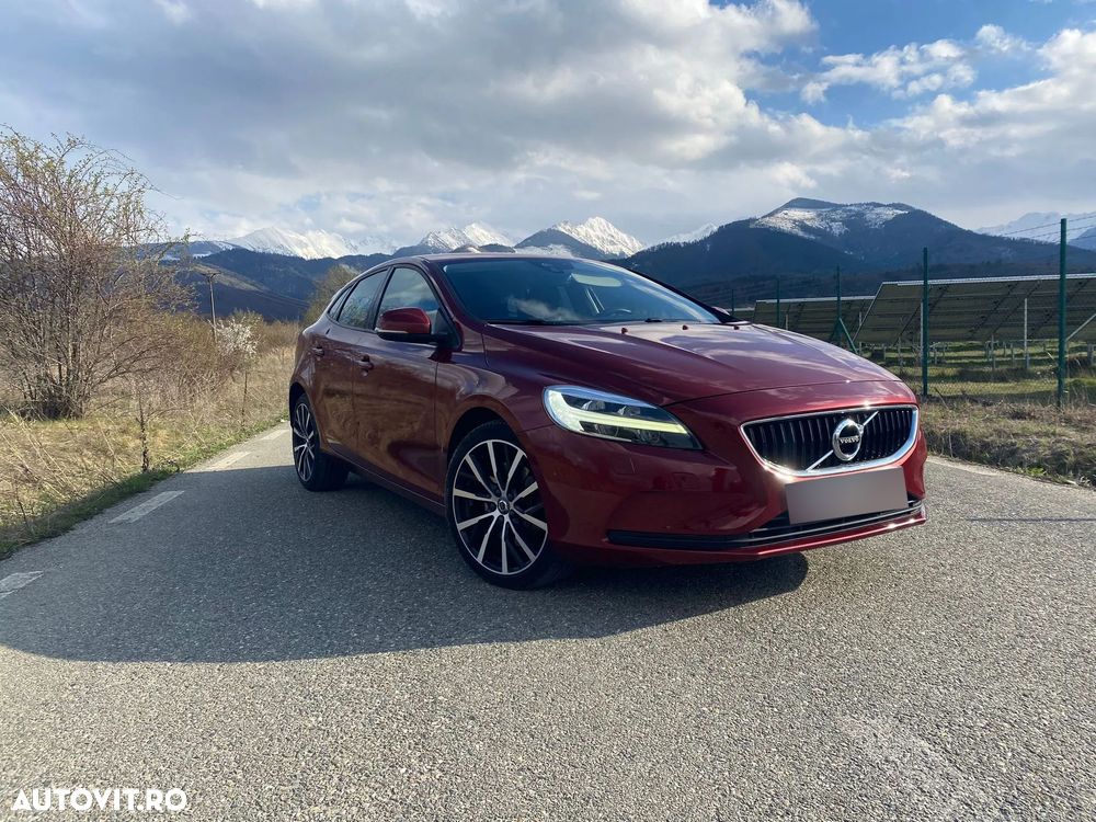 Volvo V40 D3 Momentum - 1
