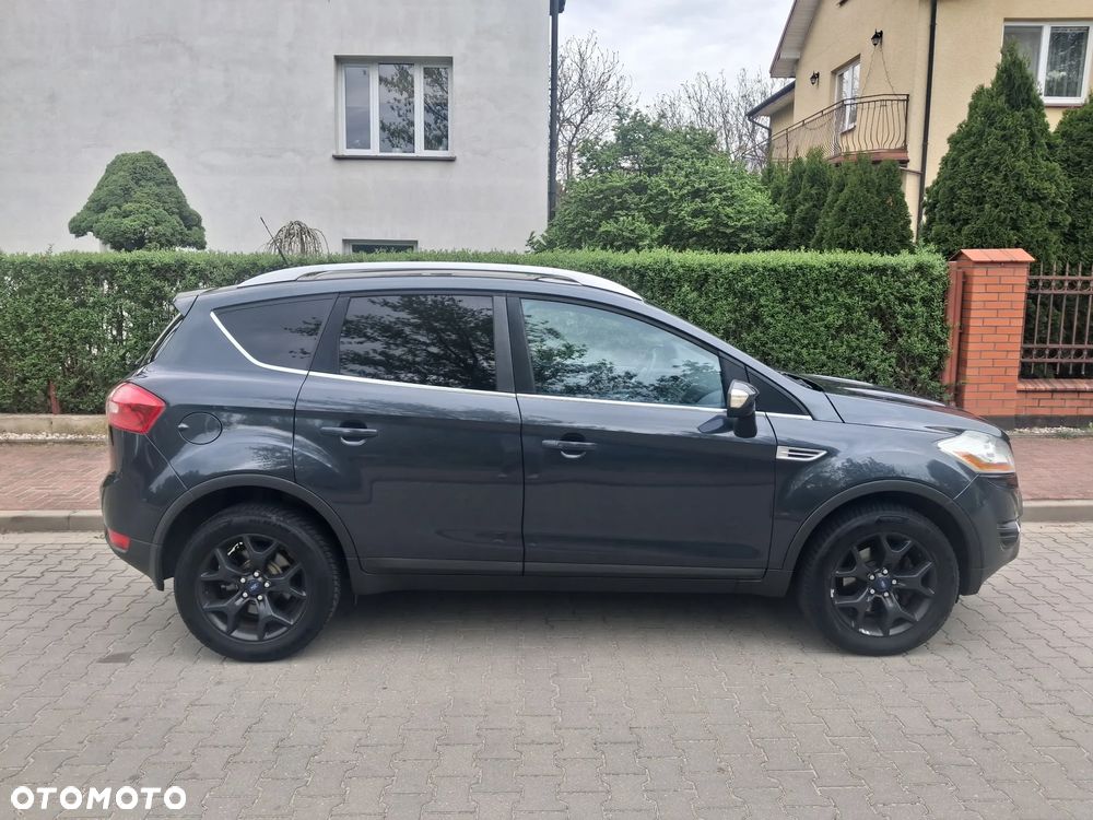 Ford Kuga 2.0 TDCi 2x4 Titanium - 11