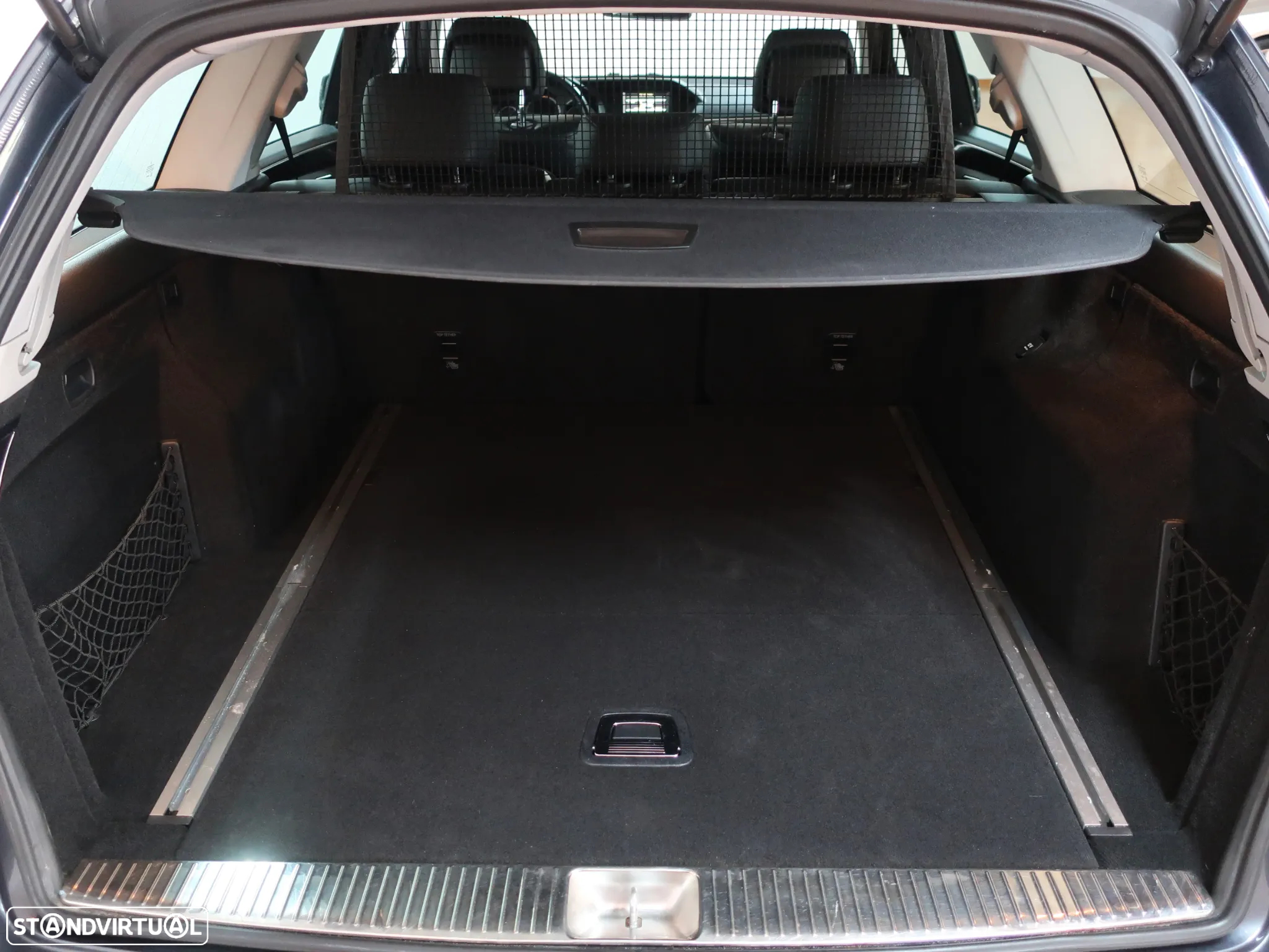 Mercedes-Benz E 350 CDi Avantgarde BlueEfficiency - 9