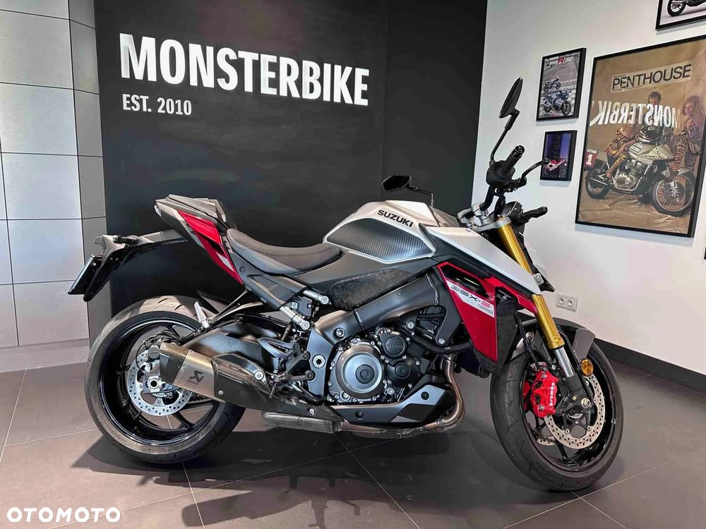 Suzuki GSX - 1