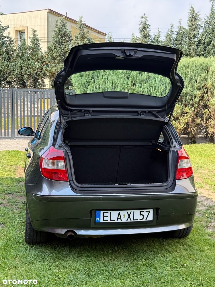 BMW Seria 1 - 30