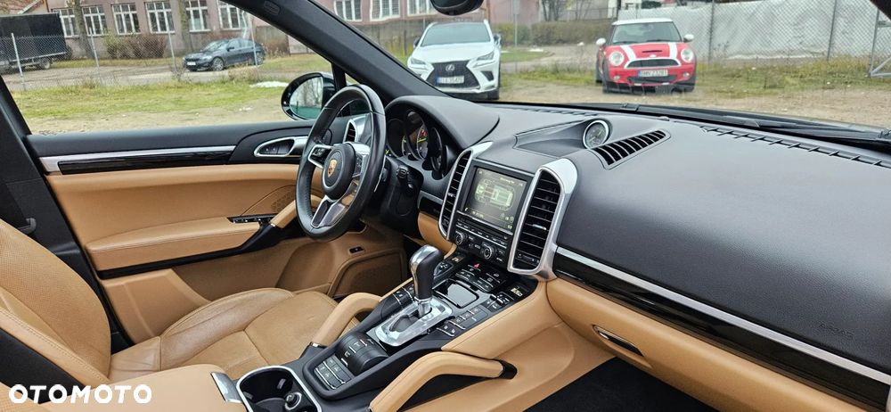 Porsche Cayenne S Tiptronic S - 24