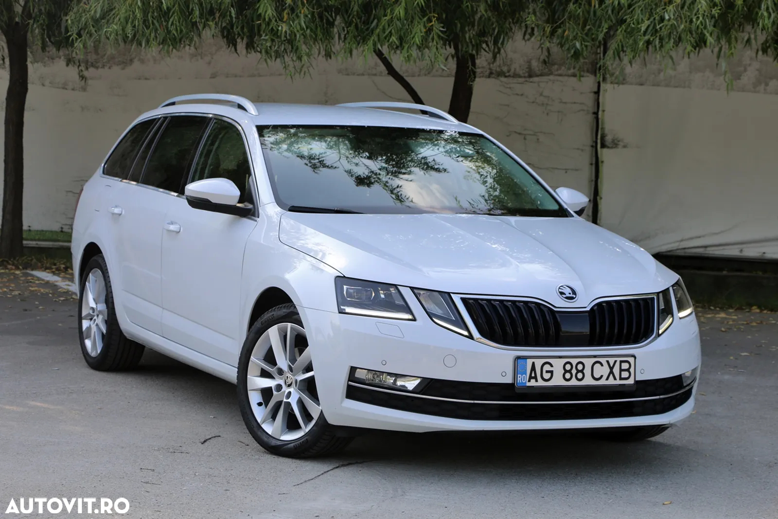 Skoda Octavia Combi Diesel 1.6 TDI DSG Style - 7