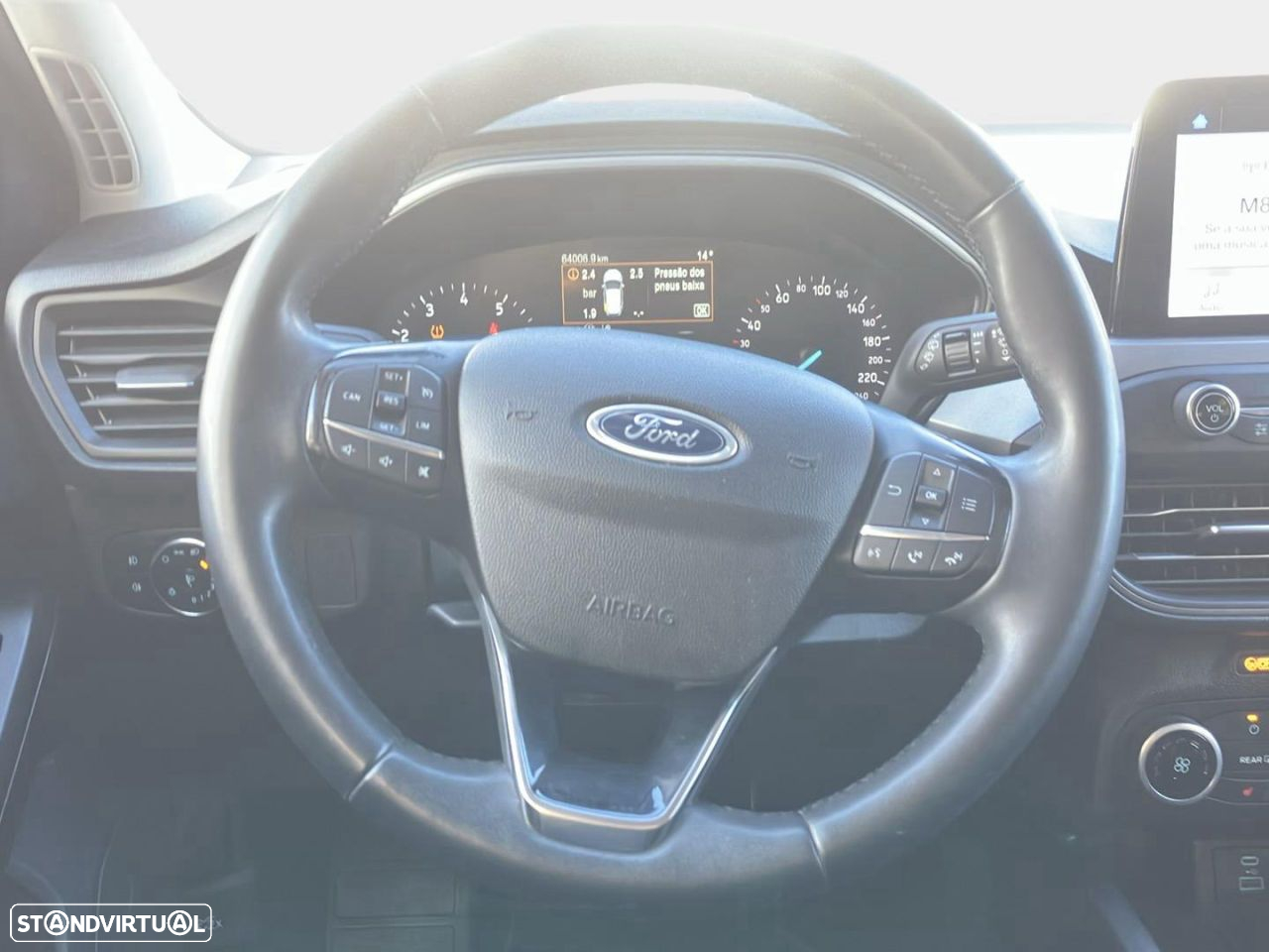 Ford Focus SW 1.0 EcoBoost Active - 10