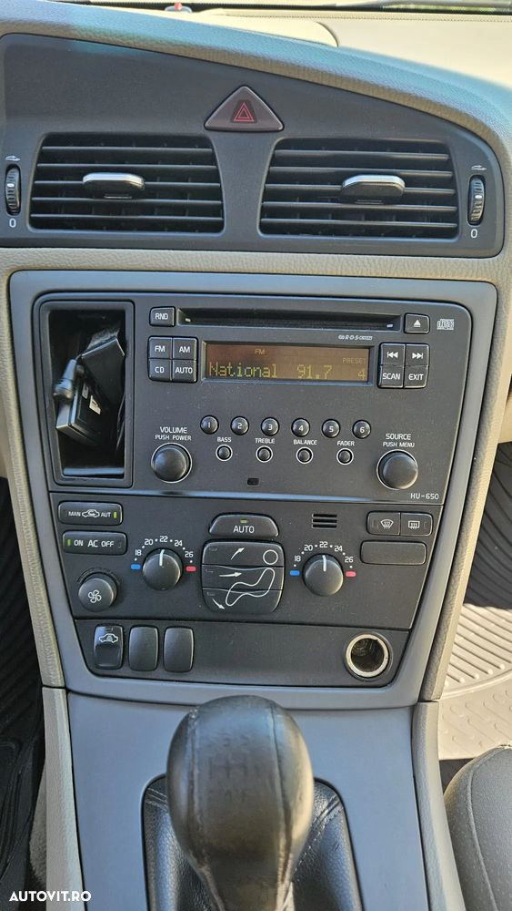 Volvo S60 2.4 D5 Kinetic - 12