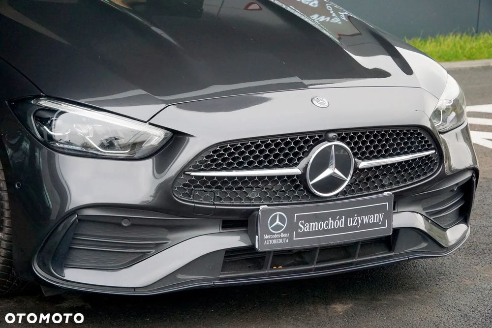 Mercedes-Benz Klasa C 180 9G-TRONIC AMG Line - 11