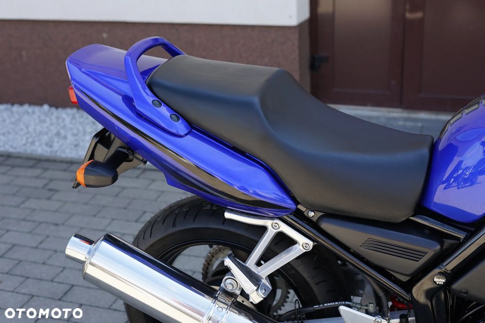 Yamaha FZS - 5