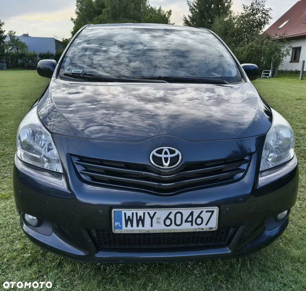 Toyota Verso - 1