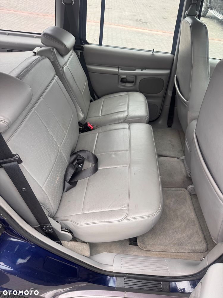 Ford Explorer 4.0 - 12