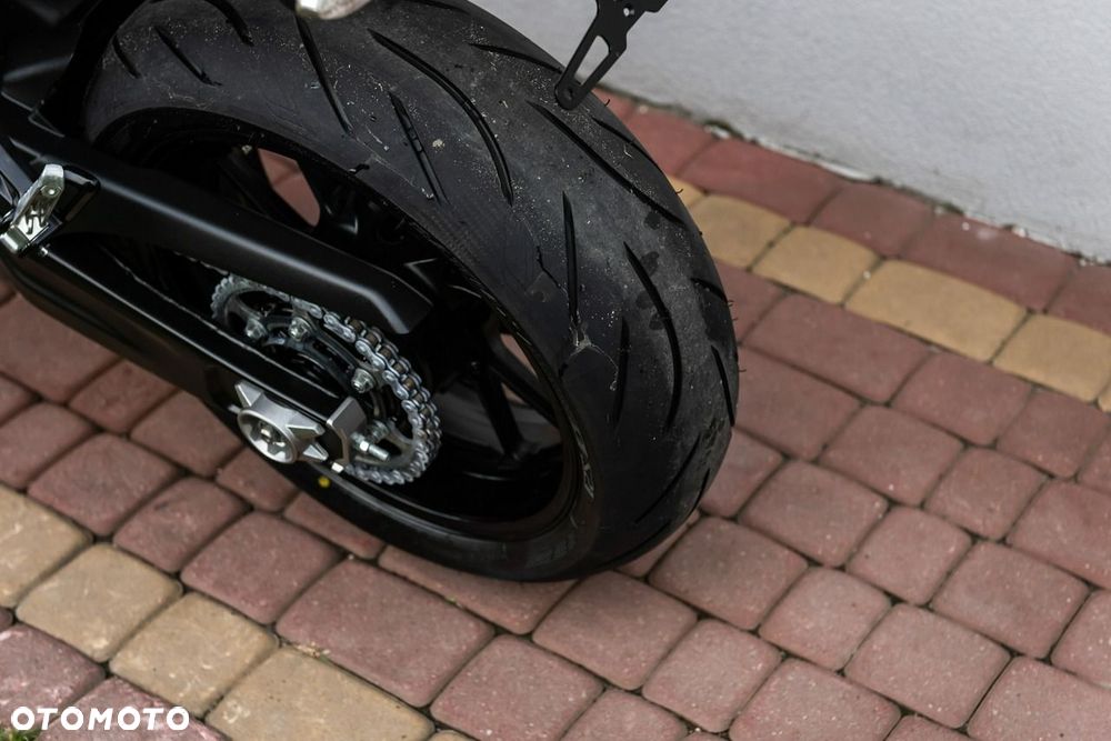 Yamaha MT - 9