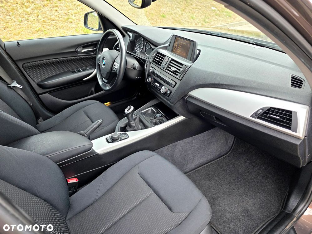 BMW Seria 1 - 15