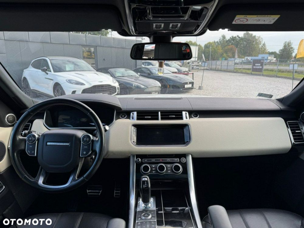 Land Rover Range Rover Sport - 12