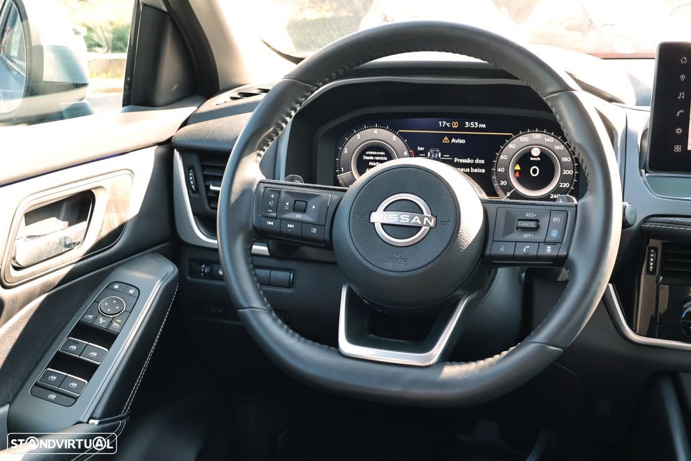 Nissan Qashqai 1.3 DIG-T N-Connecta Xtronic - 11