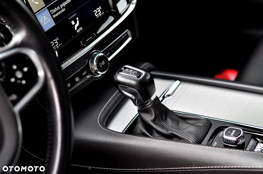 Volvo V90 D4 Geartronic Inscription - 33