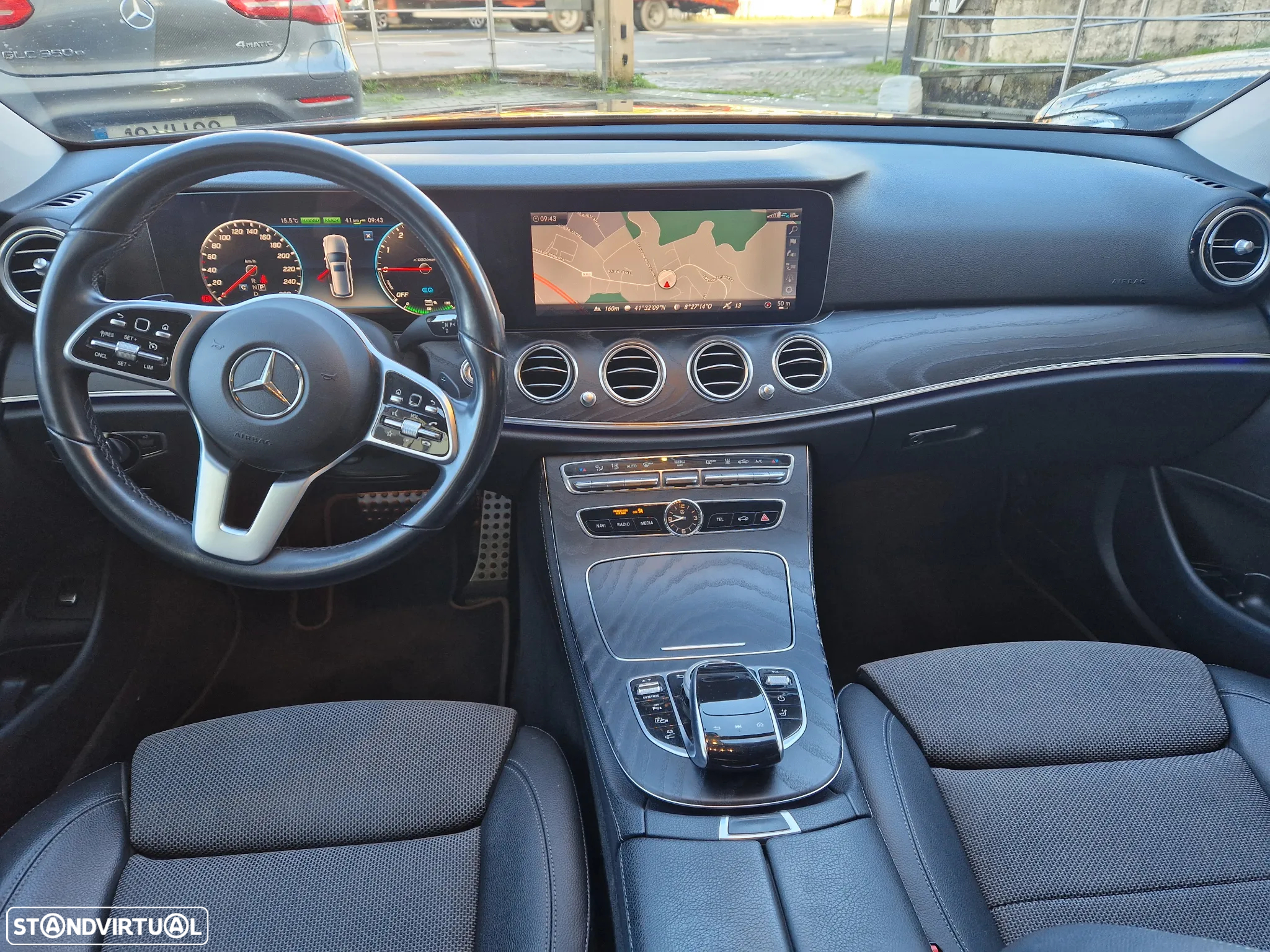 Mercedes-Benz E 300 de Avantgarde - 15