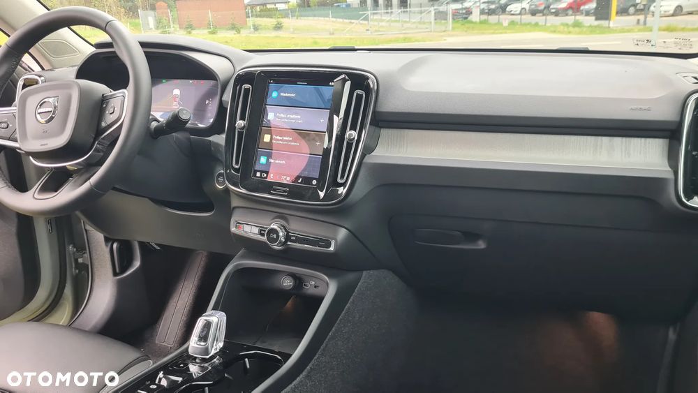 Volvo XC 40 B5 AWD Ultimate Dark - 23