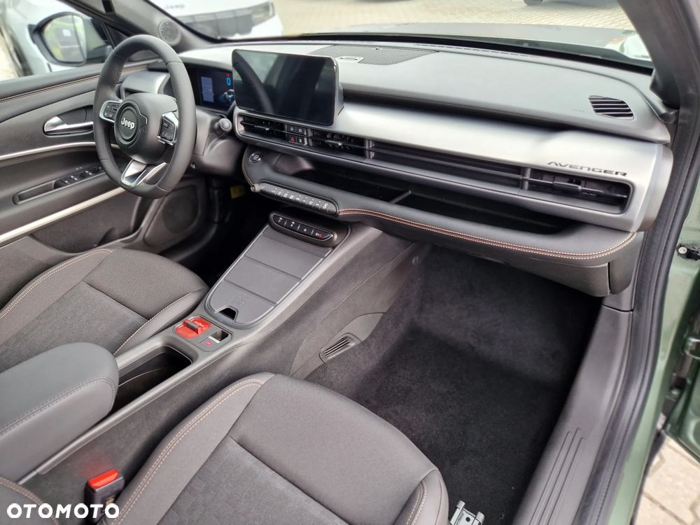 Jeep Avenger 1.2 T3 mHEV 85th Anniversary 4xe eDCT6 - 16