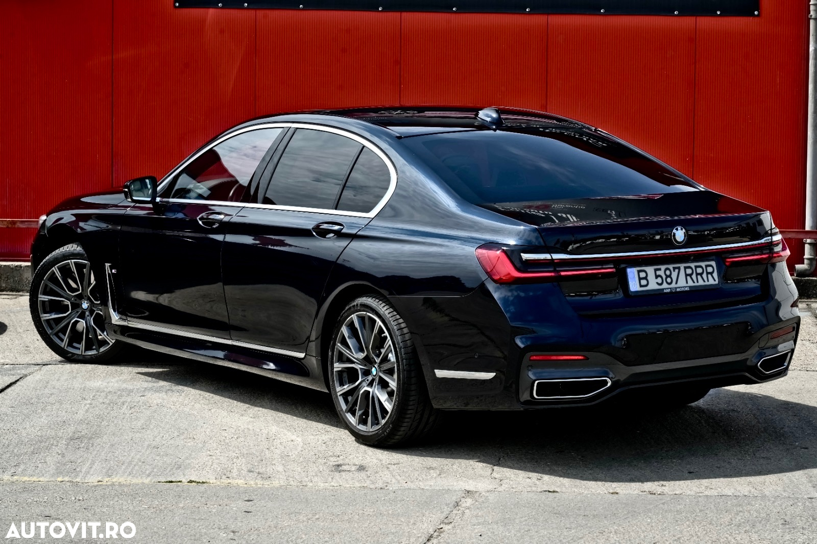 BMW Seria 7 730d xDrive - 31
