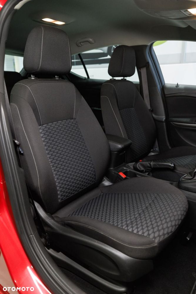 Opel Astra - 35