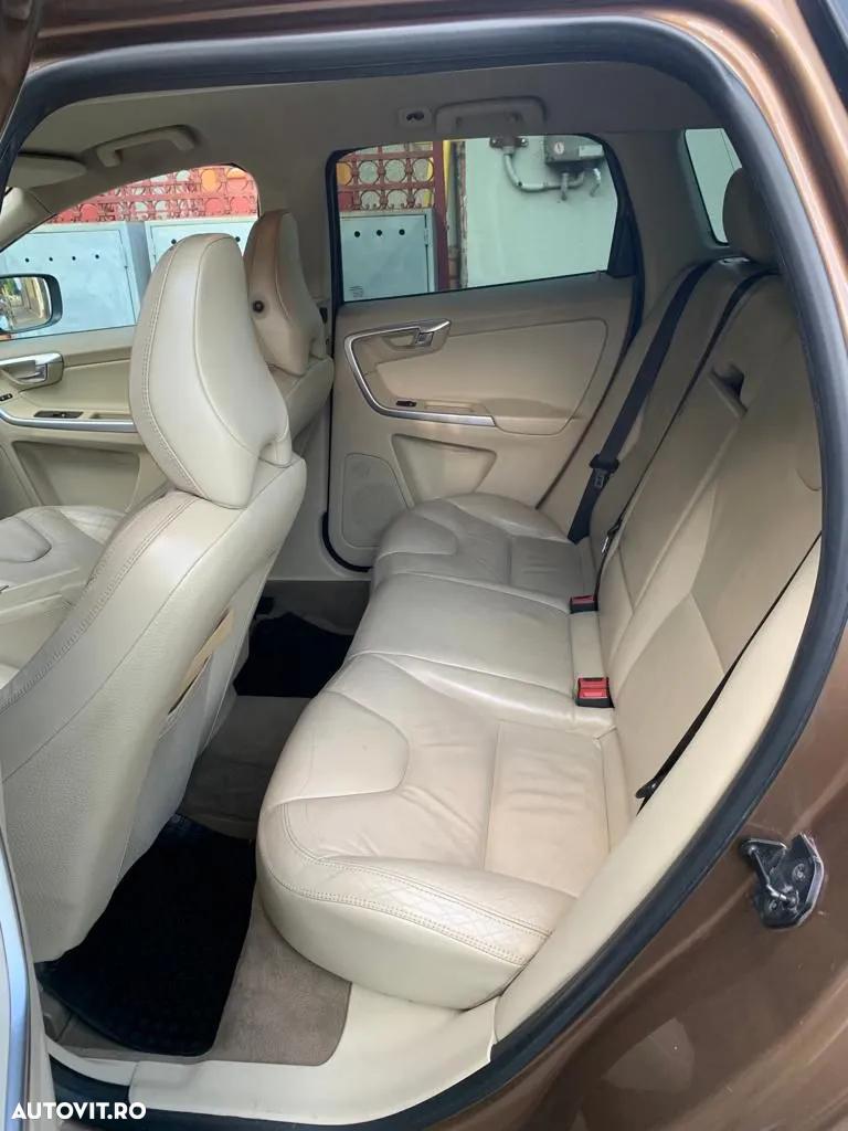 Volvo XC 60 - 7