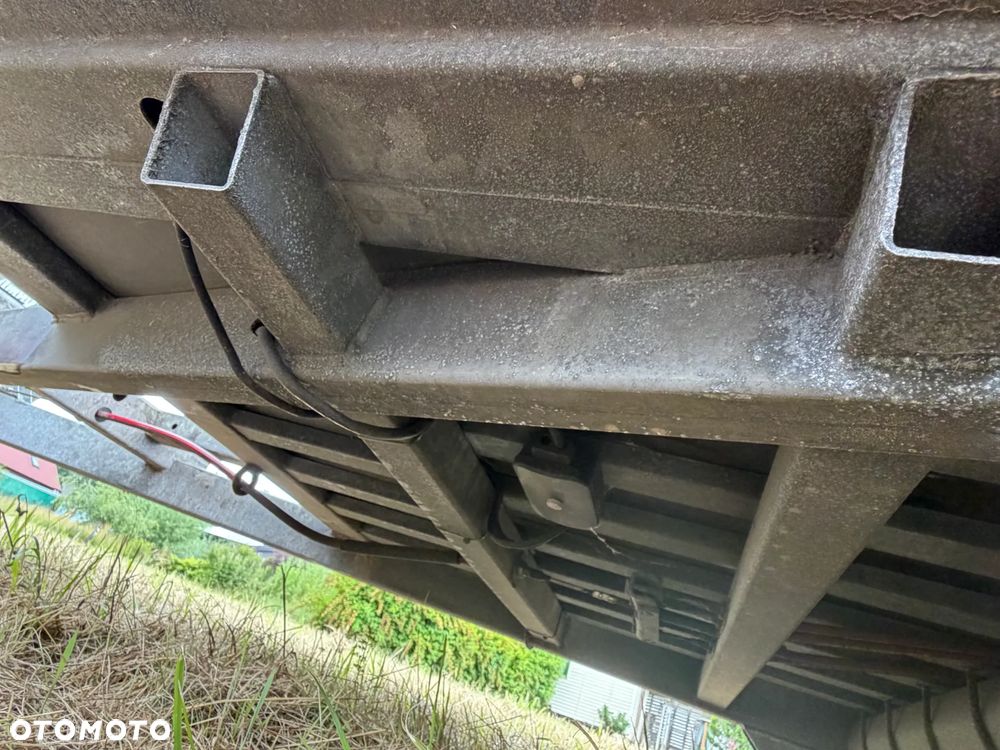 Inny Przyczepa Dwuosiowa Ciężarowa-LAWETA Do Koparek Maszyn Budowlanych. HULCO TERRAX-2 3001-LK.  NAJAZD Pełny Klapa z Bardzo mocnej konstrukcji. Lekki system otwierania najazdu jedną ręką! DMC 3000Kg! Jest To Laweta marki PREMIUM. Dwie ośie hamujące! Pełny ocynk. HULCO to Francuski Producent największy w Europie! Potężna jakość wykonania! Okazja Tanio. Laweta sprowadzona z Norwegii. Zero zużycia jak nówka sztuka! OKAZJA - 29