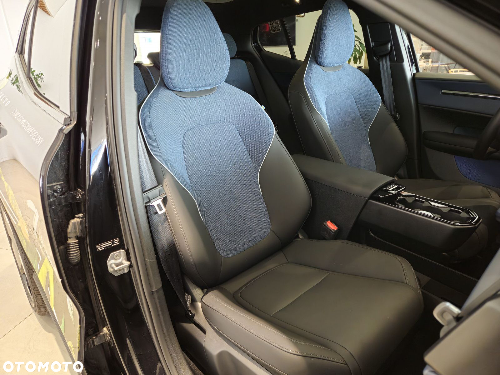 Volvo EX30 - 24