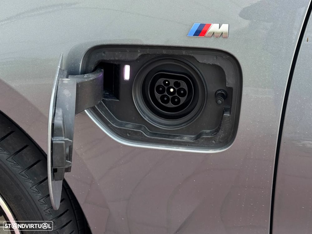 BMW 330 e Pack Desportivo M Auto - 16