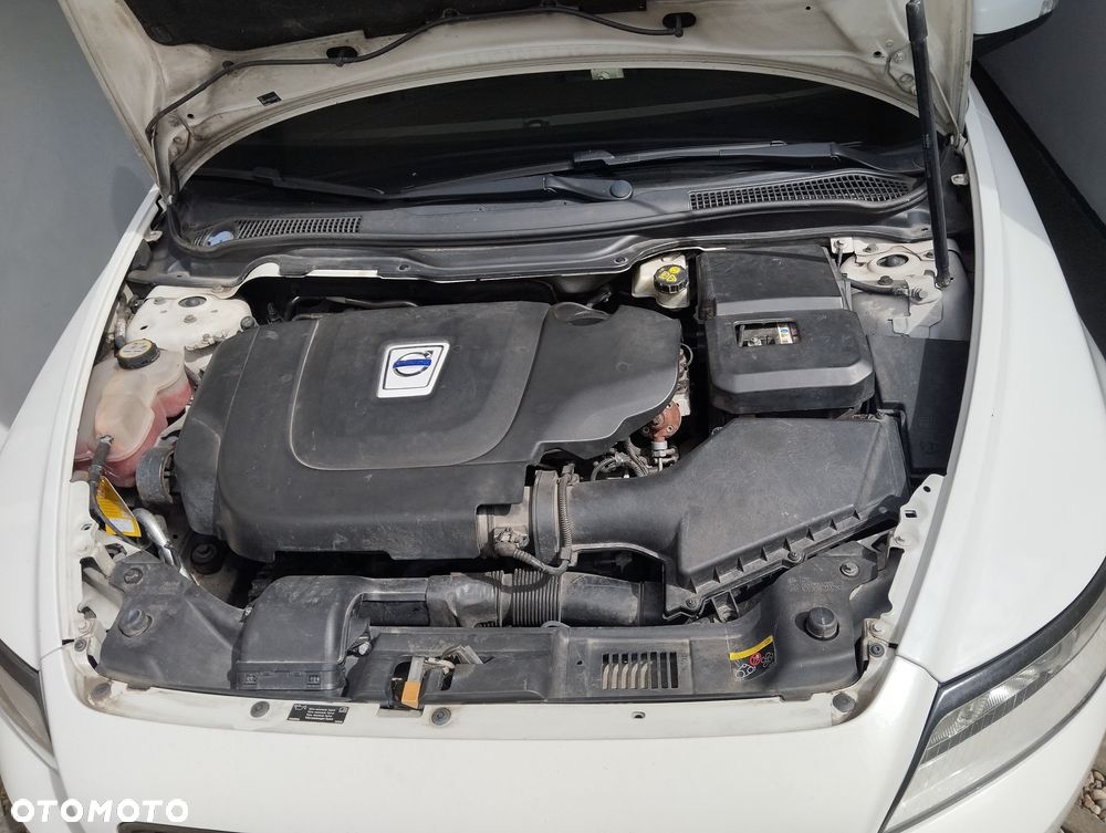 Volvo V50 - 6