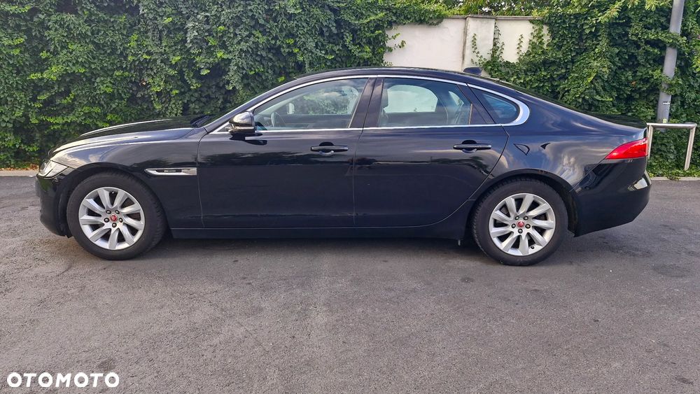 Jaguar XF 2.0 i4D Prestige - 22
