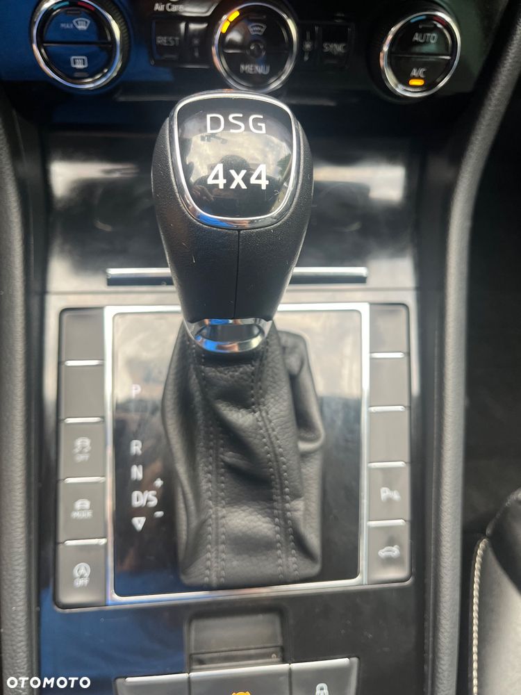 Skoda Superb 2.0 TDI SCR 4x4 L&K DSG - 26