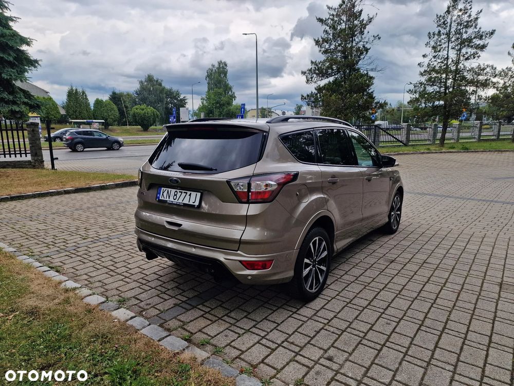Ford Kuga 2.0 TDCi 2x4 ST-Line - 7