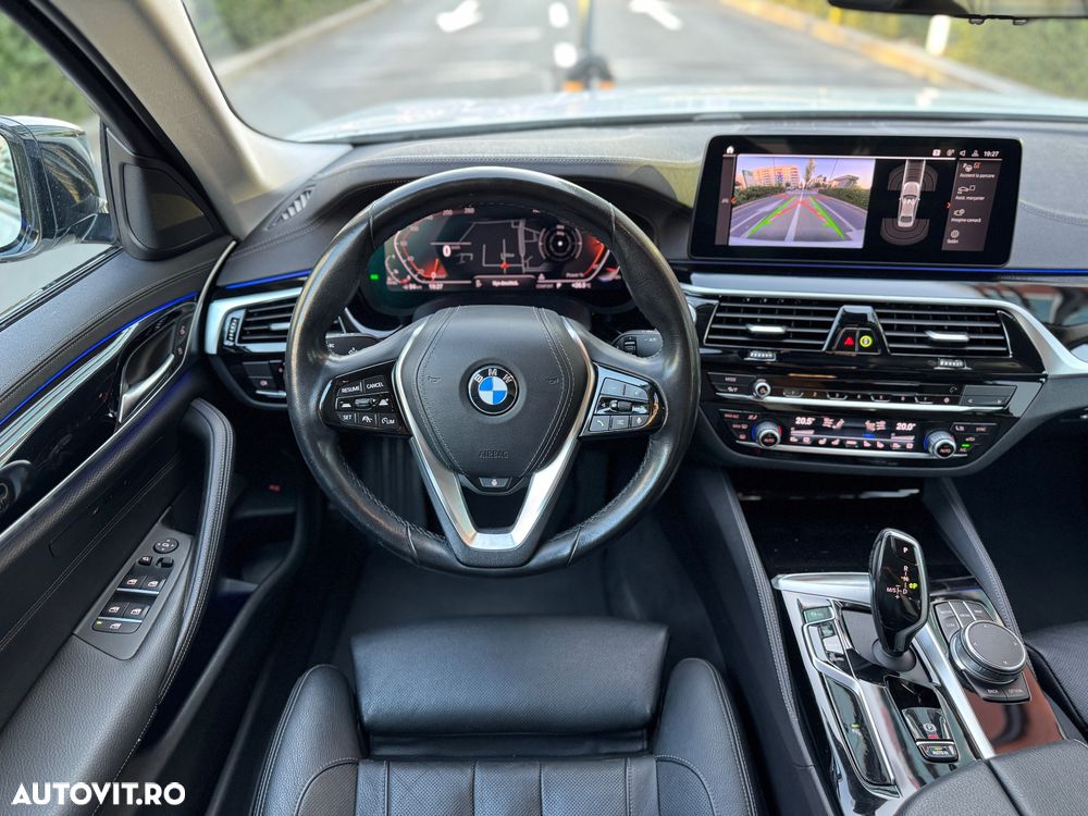 BMW Seria 5 530d xDrive AT MHEV - 6