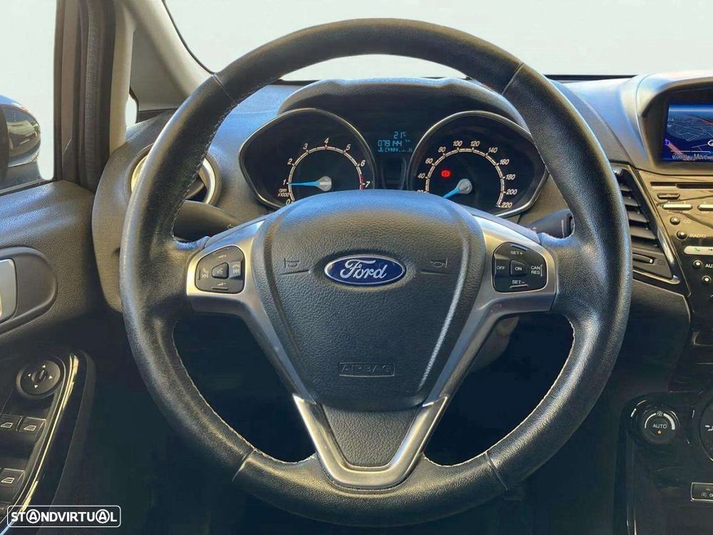 Ford Fiesta 1.0 EcoBoost Titanium - 12