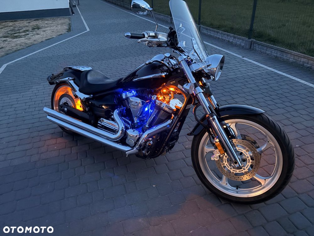 Yamaha Raider - 19