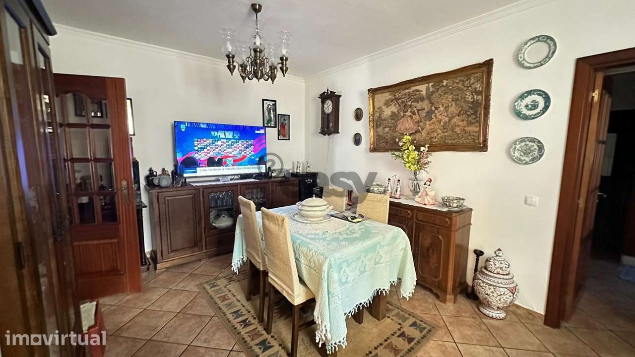 Moradia T1+2 com Quintal e Sótão Aproveitado em Pedrógão a 15 minutos - Grande imagem: 2/16