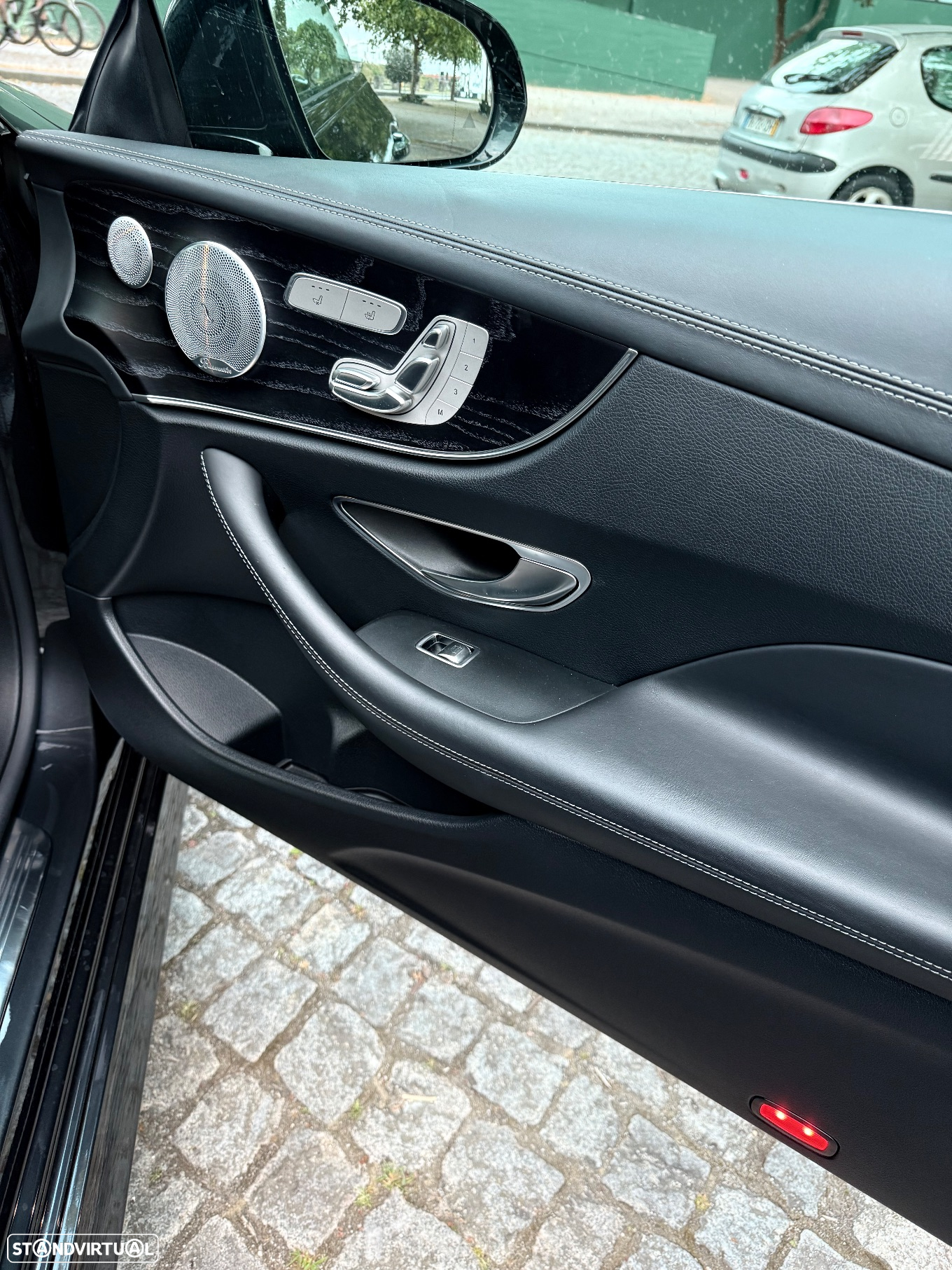 Mercedes-Benz E 220 d AMG Line - 8