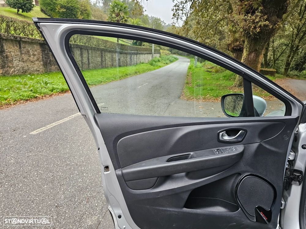 Renault Clio BLUE dCi 100 EVOLUTION - 21