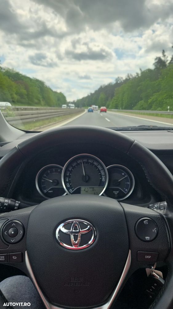 Toyota Auris 1.4 D-4D Luna - 15