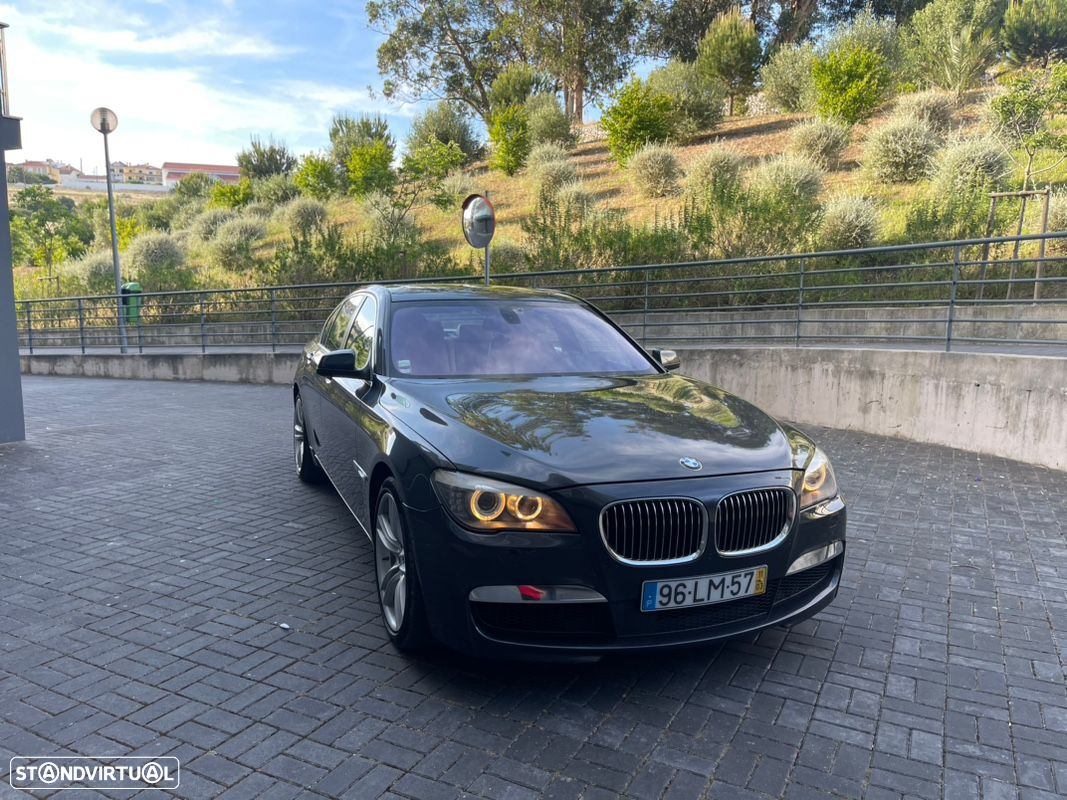 BMW 740 d Pack M - 3