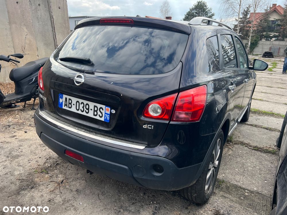 Nissan Qashqai - 14