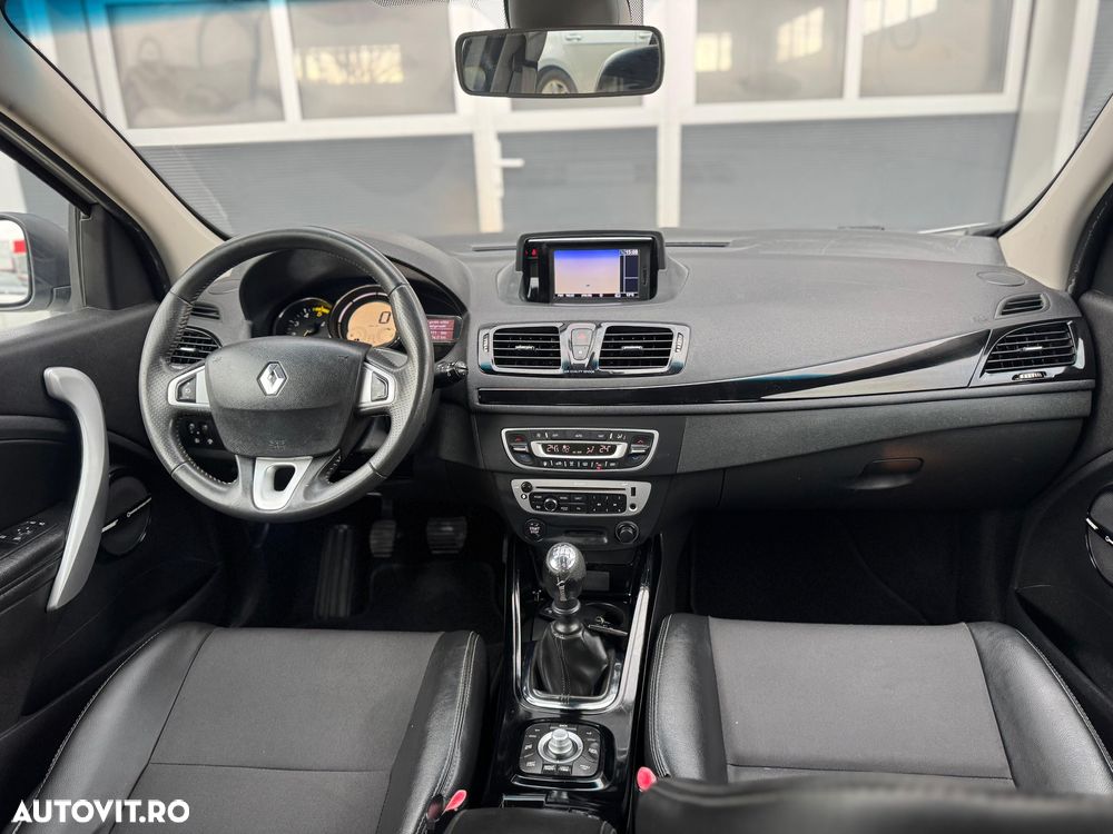 Renault Megane ENERGY dCi 110 Start & Stop Bose Edition - 6